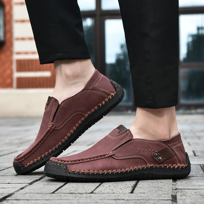 Soft Men Loafers Slip On Leather Casual Shoes For Men Moccasins Plus Size 39-48 Flats Sneakers Men Handmade Design Man Shoes