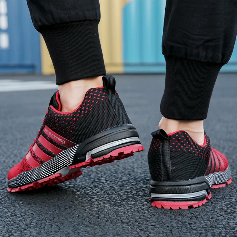 Fashion men's and women's casual sports shoes mesh surface breathable light comfortable couple running fitness shoes large size