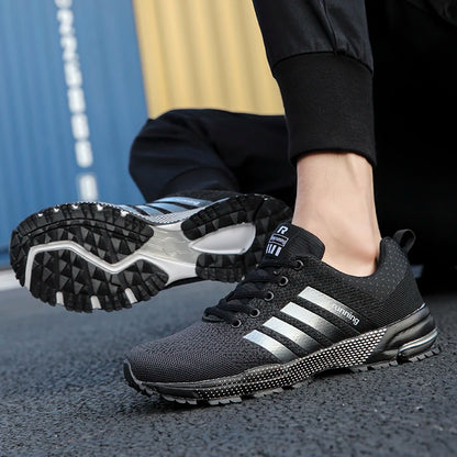Fashion men's and women's casual sports shoes mesh surface breathable light comfortable couple running fitness shoes large size