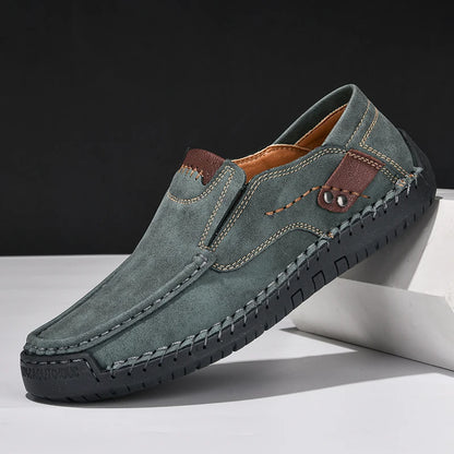 Soft Men Loafers Slip On Leather Casual Shoes For Men Moccasins Plus Size 39-48 Flats Sneakers Men Handmade Design Man Shoes