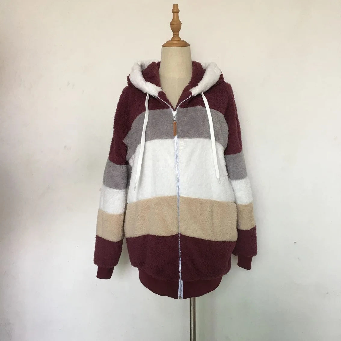 New Autumn Winter Warm Plush Pocket Hooded Streetwear Loose Lady Outerwear Coat